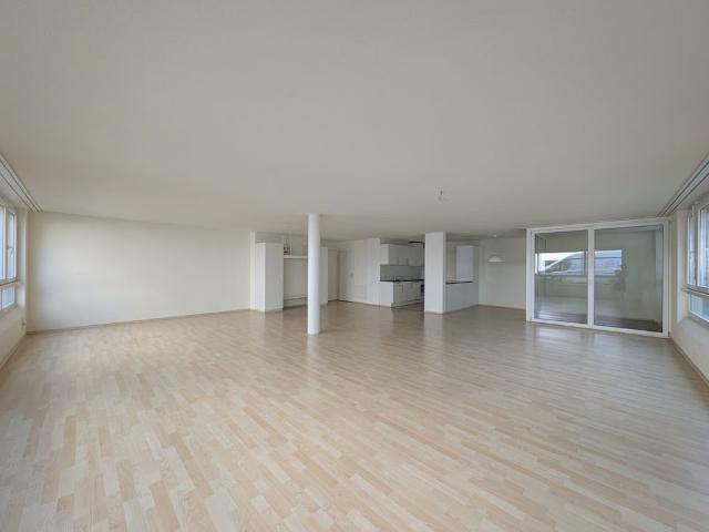 1 Zimmer, 96 m², EG