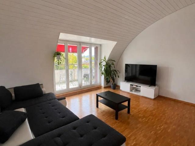 1 Zimmer, 9 m², 3. Stock