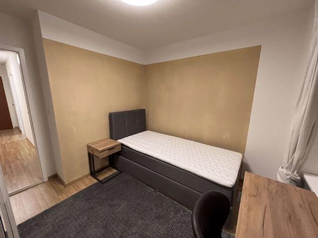1 Zimmer, 9 m², EG
