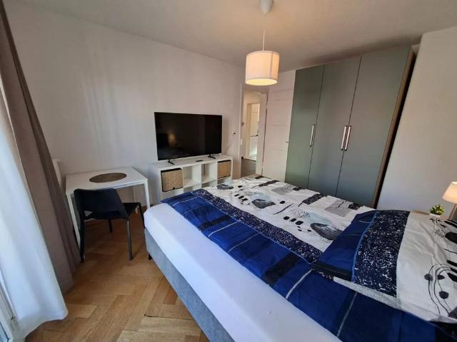 1 Zimmer, 13 m², 1. Stock