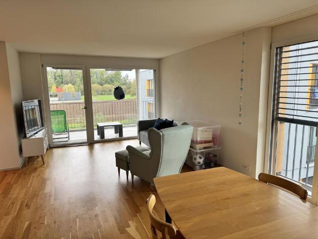 1 Zimmer, 13 m², 2. Stock