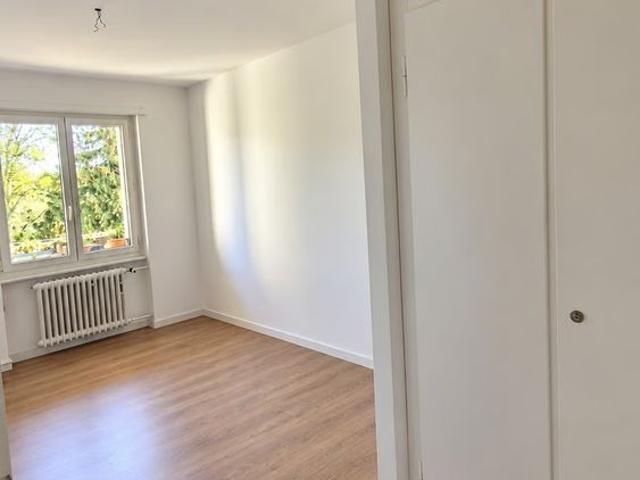 1 Zimmer, 13 m², 2. Stock