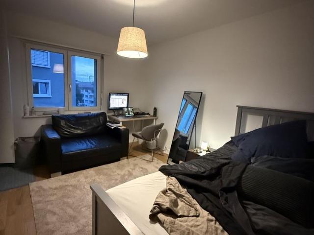 1 Zimmer, 13 m², 3. Stock