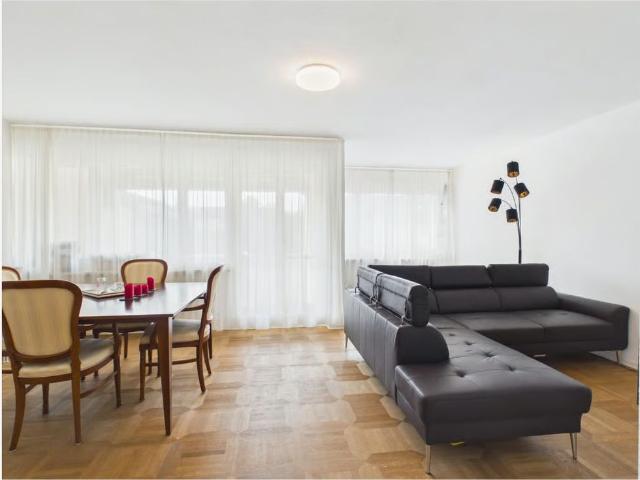 1 Zimmer, 13 m², 3. Stock
