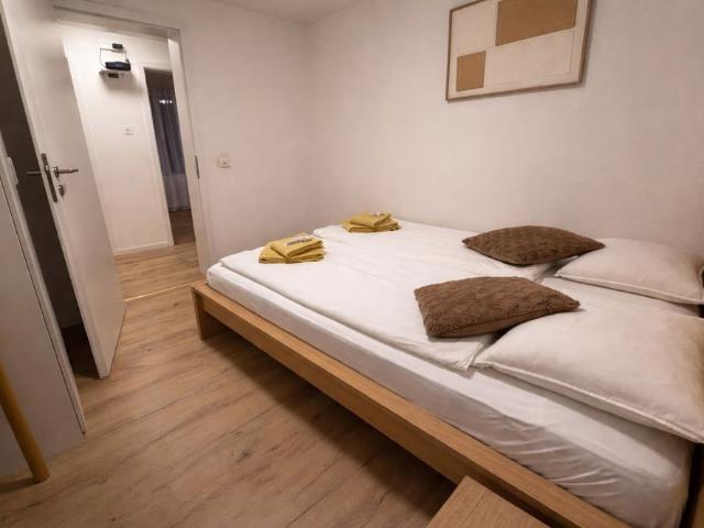 1 Zimmer, 10 m², EG