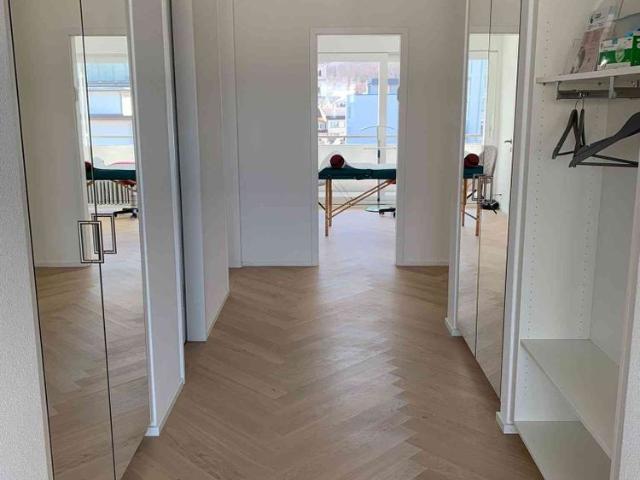1 Zimmer, 110 m², 6. Stock
