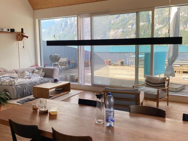 1 Zimmer, 113 m², 1. Stock