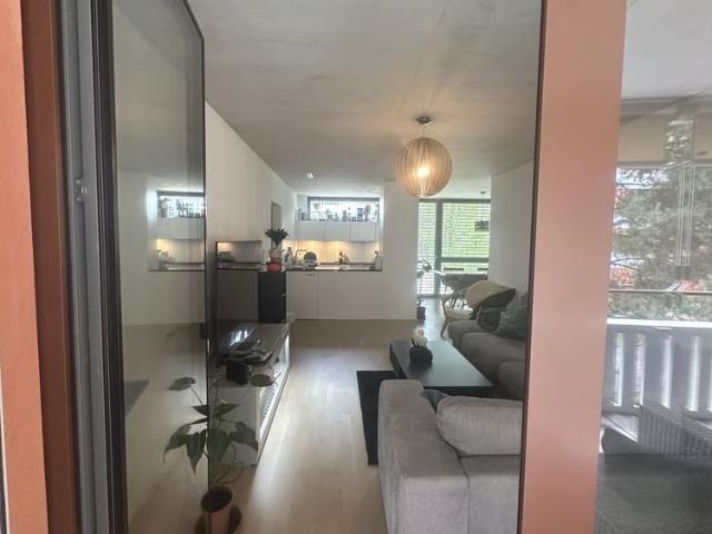 1 Zimmer, 115 m², 1. Stock