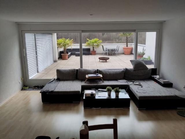 1 Zimmer, 120 m²