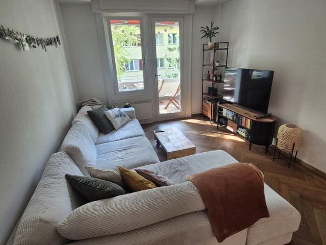 1 Zimmer, 123 m², 1. Stock