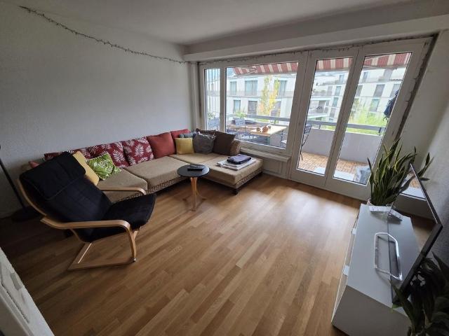 1 Zimmer, 126 m², 3. Stock