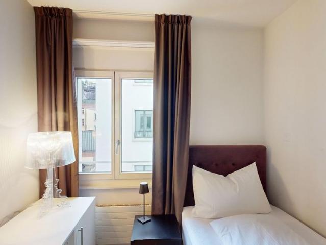 1 Zimmer, 12 m², 3. Stock