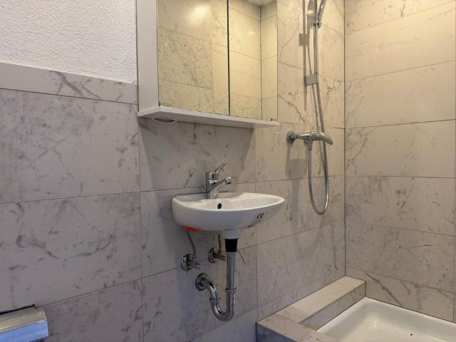 1 Zimmer, 17 m², 2. Stock