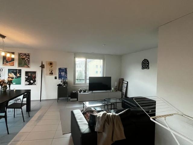 1 Zimmer, 140 m², 5. Stock