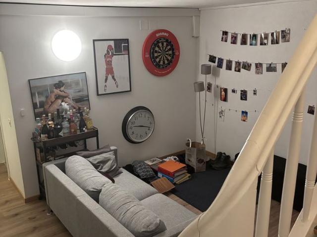 1 Zimmer, 140 m², EG