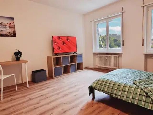 1 Zimmer, 15 m², 1. Stock