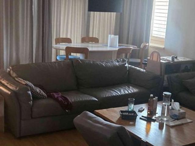 1 Zimmer, 15 m², 1. Stock