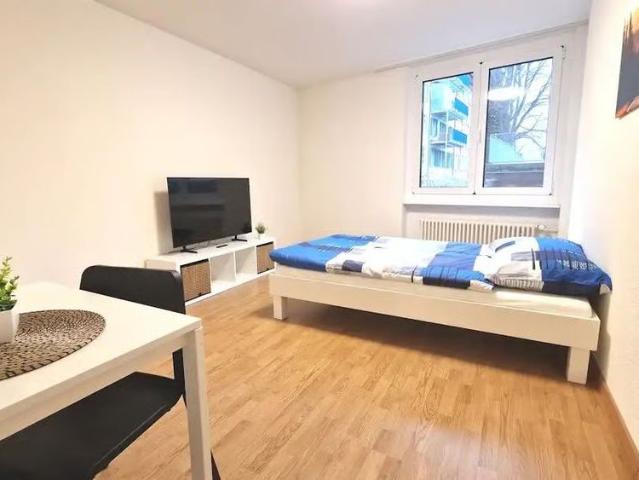 1 Zimmer, 15 m², 3. Stock