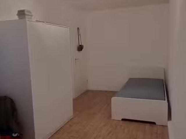 1 Zimmer 15 m² 480 € Kaltmiete Wohnungen in Heidelberg
