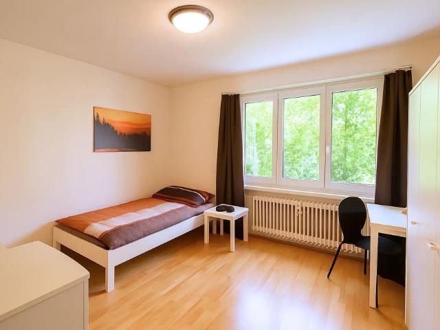 1 Zimmer, 22 m², 4. Stock