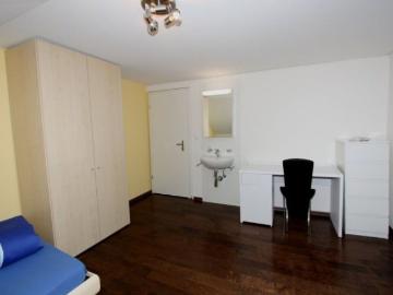 1 Zimmer, 18 m², 2. Stock