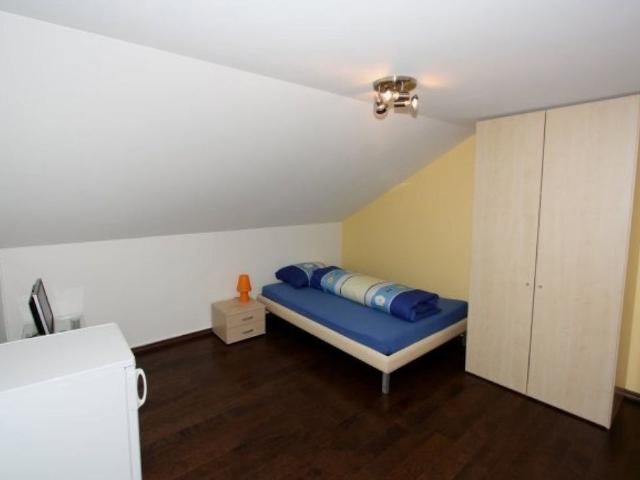 1 Zimmer, 18 m², 2. Stock
