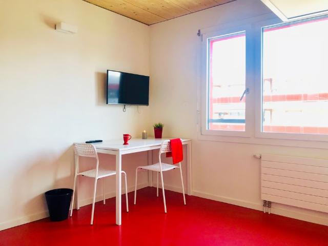 1 Zimmer, 23 m², 2. Stock