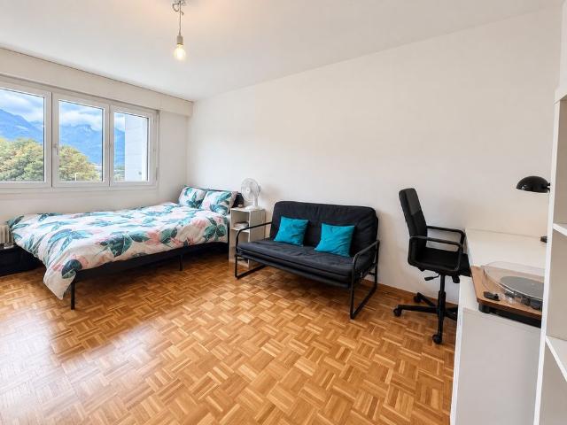 1 Zimmer, 23 m², 2. Stock