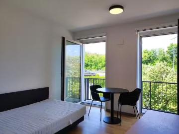 1 Zimmer 21 m² 820 € Kaltmiete Wohnungen in Berlin Schö.
