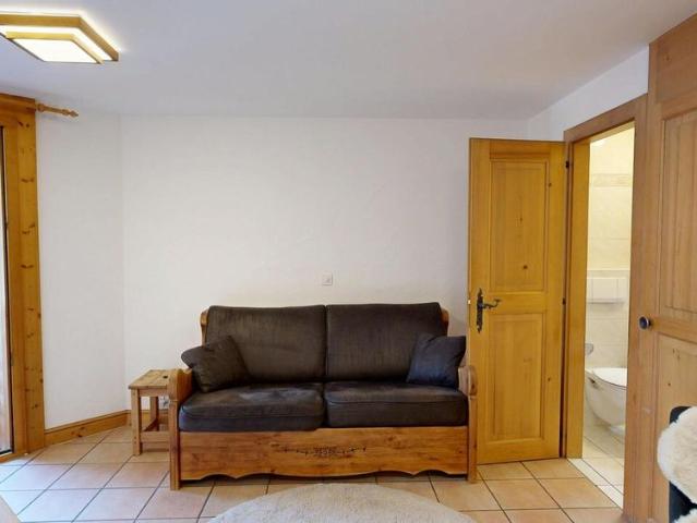 1 Zimmer, 22 m², EG