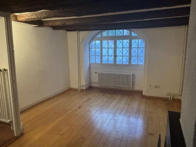 1 Zimmer, 27 m², EG