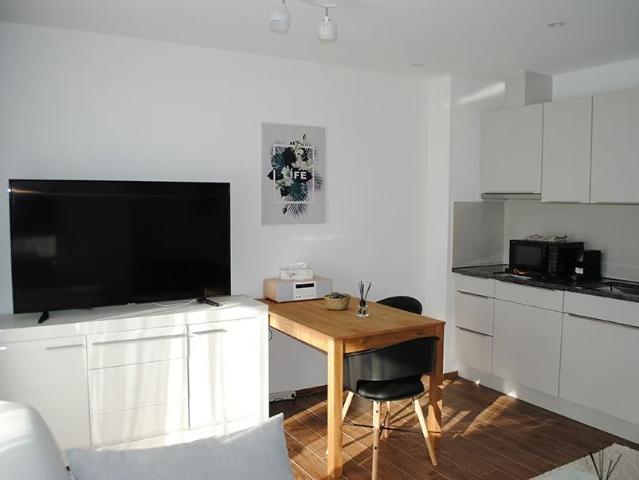 1 Zimmer, 27 m², 1. Stock