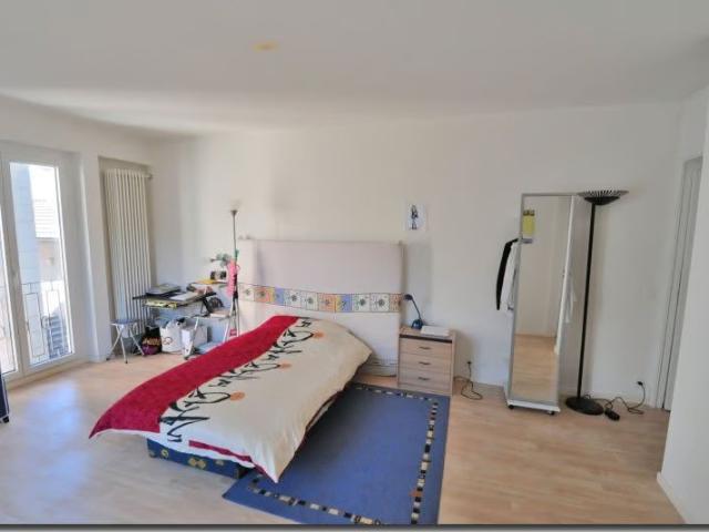 1 Zimmer, 27 m², 2. Stock