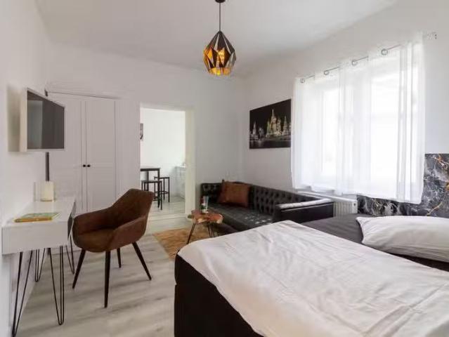 1 Zimmer 24 m² 950 € Kaltmiete Wohnungen in Frankfurt am.