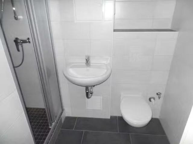 1 Zimmer 25 m² 196 € Kaltmiete Wohnungen in Bernburg Saa.