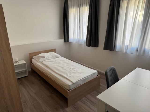 1 Zimmer, 25 m², 1. Stock