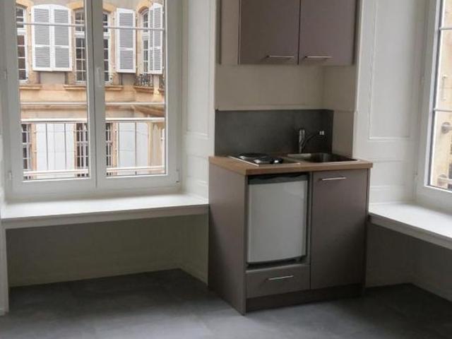 1 Zimmer, 25 m², 1. Stock