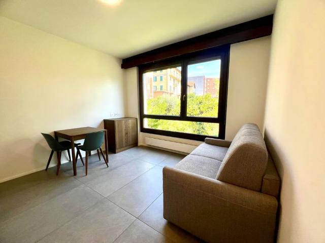 1 Zimmer, 25 m², 2. Stock