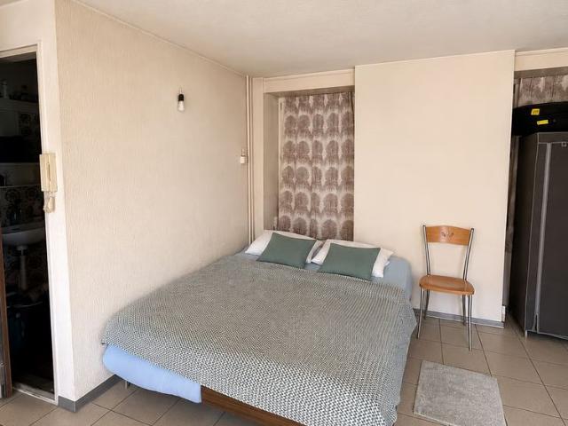 1 Zimmer, 25 m², 2. Stock