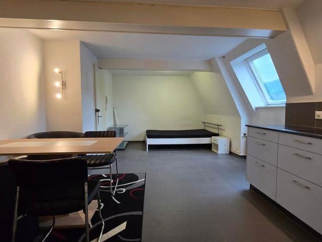 1 Zimmer, 25 m², 4. Stock