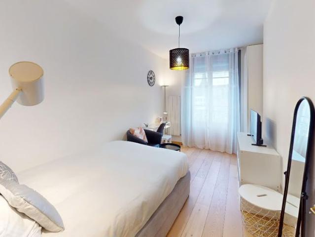 1 Zimmer, 25 m², 5. Stock