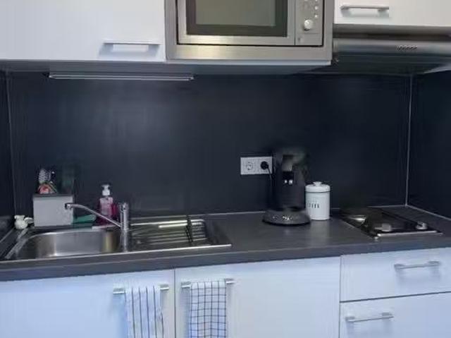 1 Zimmer 26 m² 475 € Kaltmiete Wohnungen in Freiburg im B.