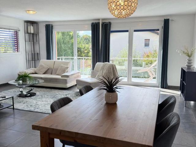 1 Zimmer, 270 m², 1. Stock