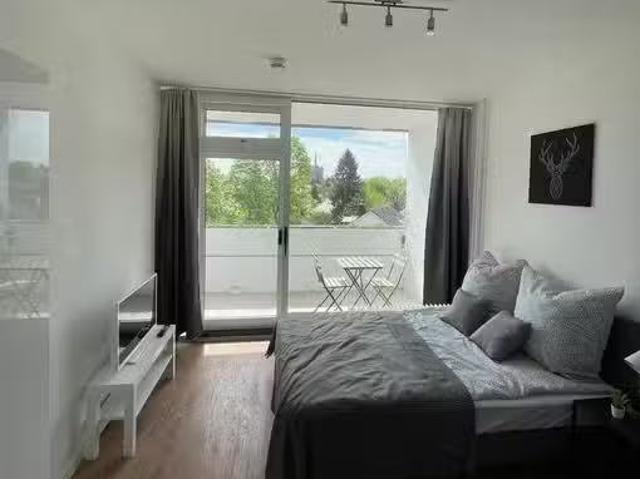 1 Zimmer 28 m² 1.150 € Kaltmiete Wohnungen in München
