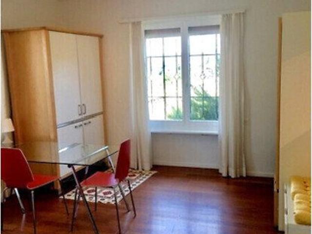 1 Zimmer, 28 m², 1. Stock