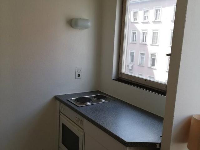 1 Zimmer, 28 m², 2. Stock