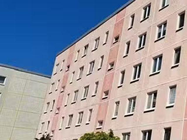1 Zimmer 29 m² 109 € Kaltmiete Wohnungen in Bernsdorf