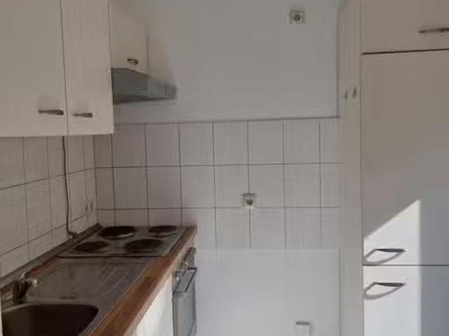 1 Zimmer 29 m² 217 € Kaltmiete Wohnungen in Magdeburg
