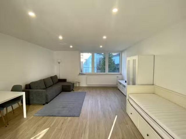 1 Zimmer 33 m² 425 € Kaltmiete Wohnungen in Coburg
