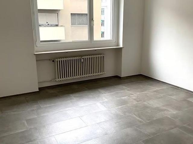 1 Zimmer, 30 m², 1. Stock